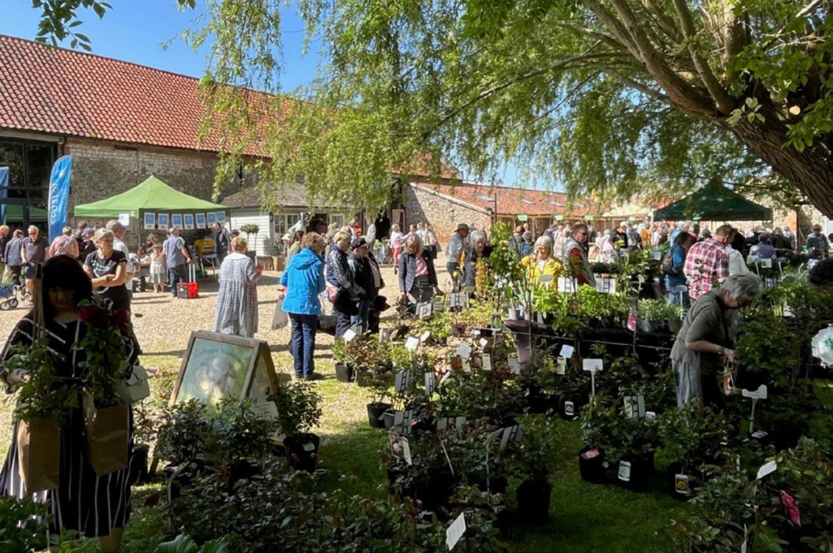 Horticultural event to help establish Hospice Choir
