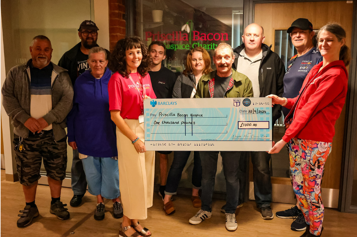 An East Anglian Job – Norfolk Mini Owners Club raises £1,000
